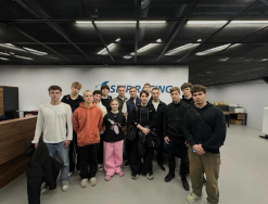 Студенты и магистранты посетили гоночную базу SMP Racing